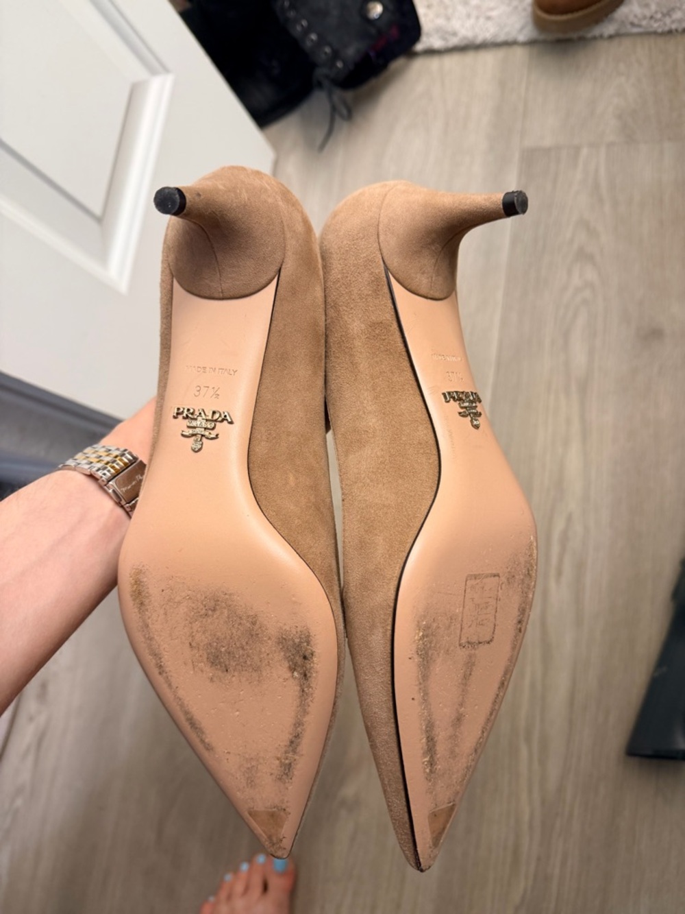 Prada Taupe Scalloped Suede Pointed Toe Pumps 37.5 - Picture 2 of 5